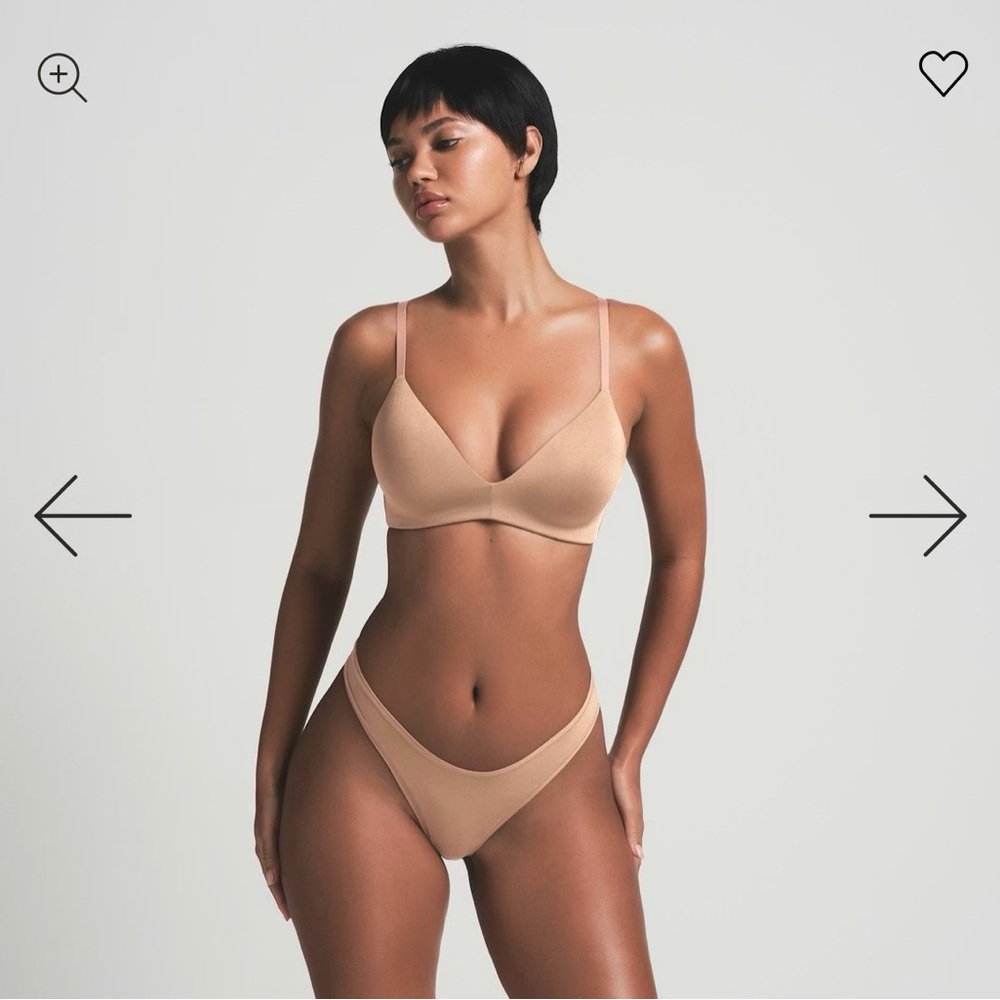 Skims Wireless Form Tshirt Seamless Bra - Sienna